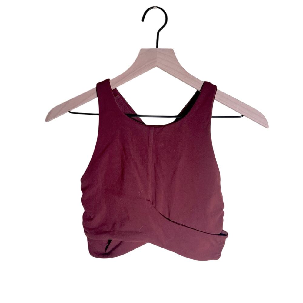 LULULEMON crisscross front sports bra S